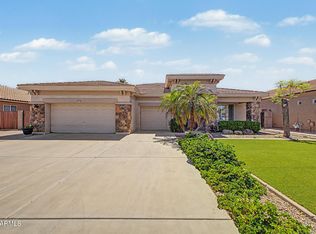 9749 W Bent Tree Dr, Peoria, AZ 85383