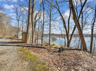 65721 North Dr, Cassopolis, MI 49031