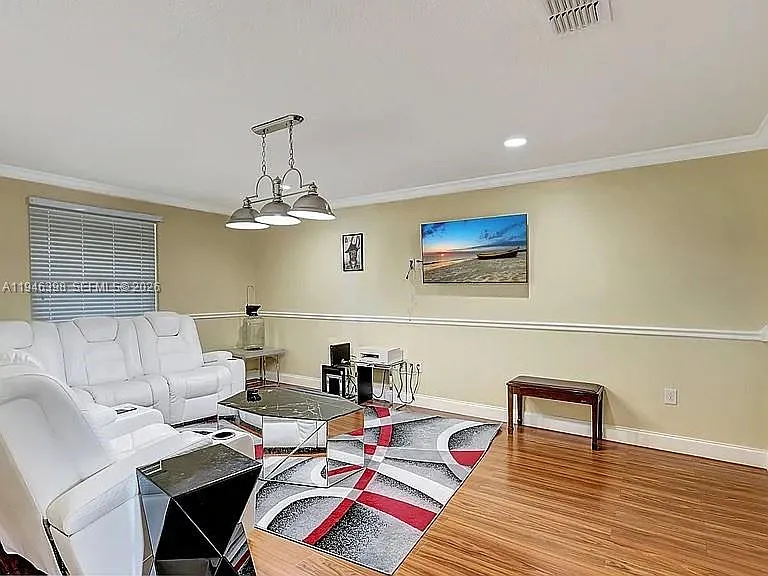 1018 SW Eckard Ave — Photo 30