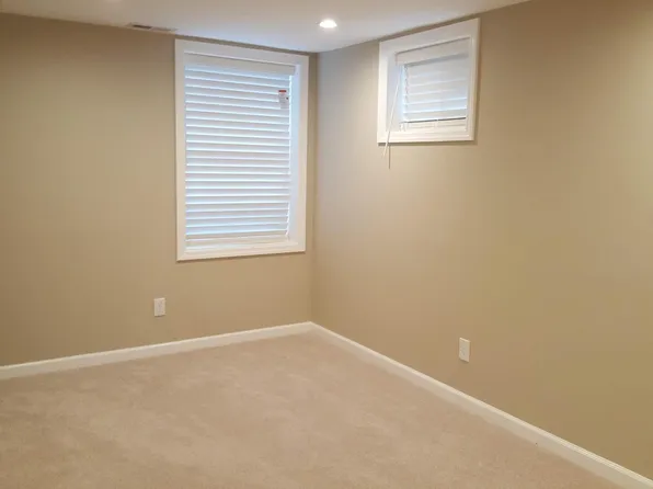 (undisclosed Address), Kensington, MD 20895