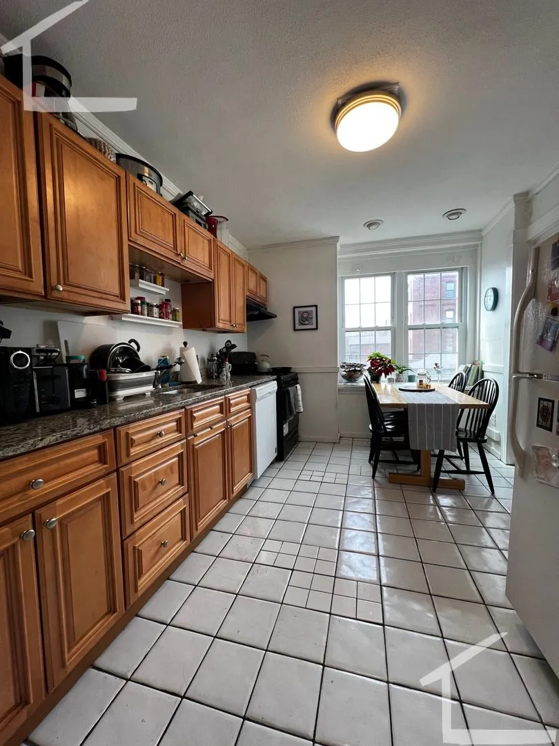 Primary Photo - 222 Washington St #7