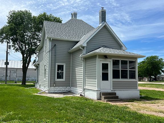 2nd image of 1247 G St