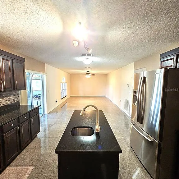 551 Stonewall Ave — Photo 8