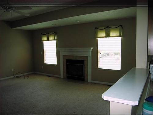 4th image of 6365 Rosewood Ln