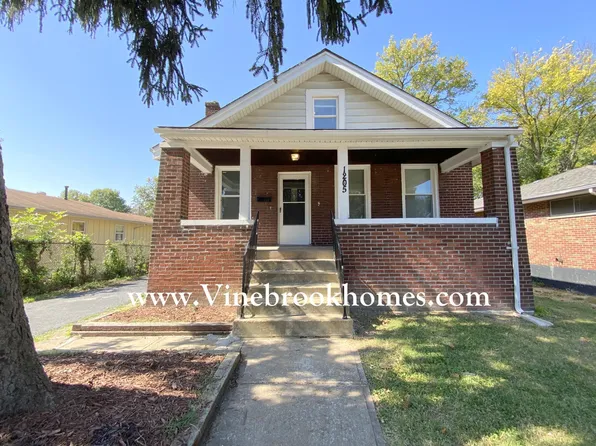 1205 Buckner Ave, Saint Louis, MO 63133