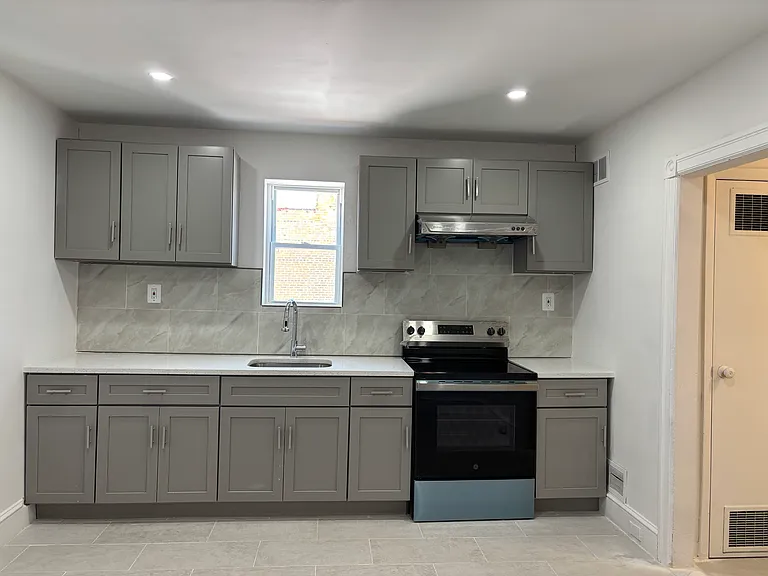 5903 N Broad St #3 — Photo 2