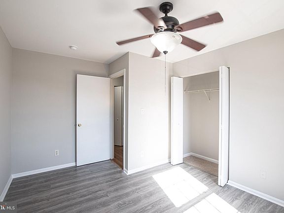 2nd image of 40 Smokewood Ct #40200