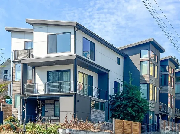5031 35th Avenue S Unit D, Seattle, WA 98118