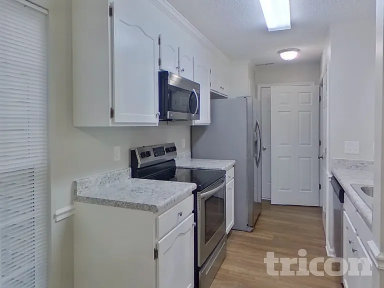 4688 Falcon Chase Dr SW — Photo 4