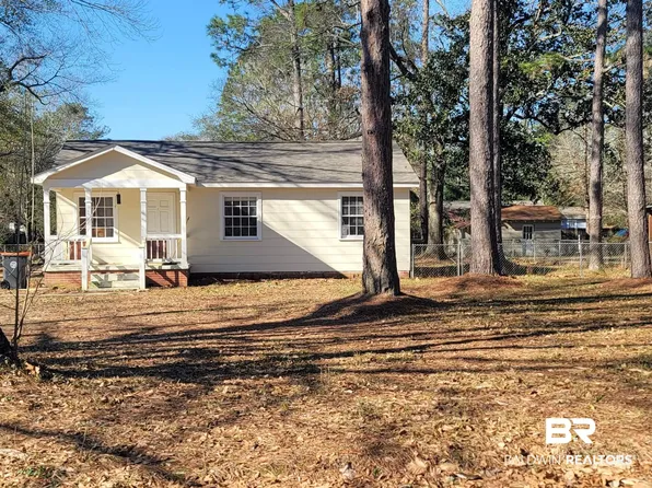 1103 Bradley Ave, Bay Minette, AL 36507