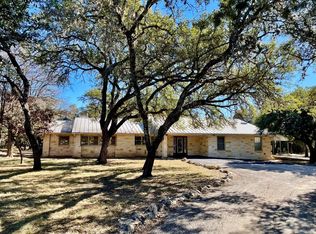212 Camino Primero, Leakey, TX 78873
