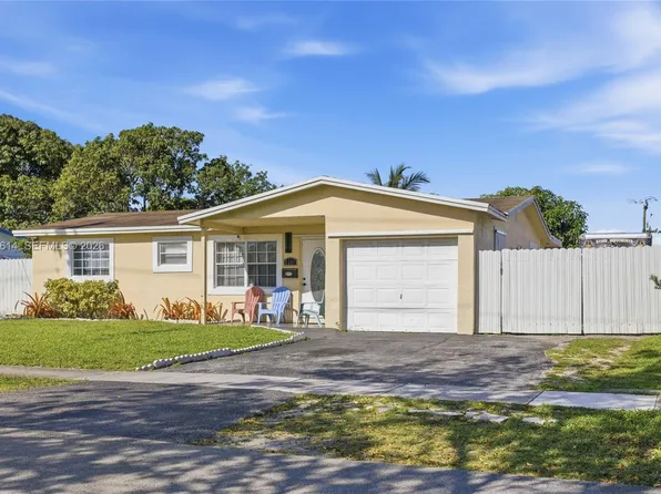 2211 NW 46th Ave, Lauderhill, FL 33313