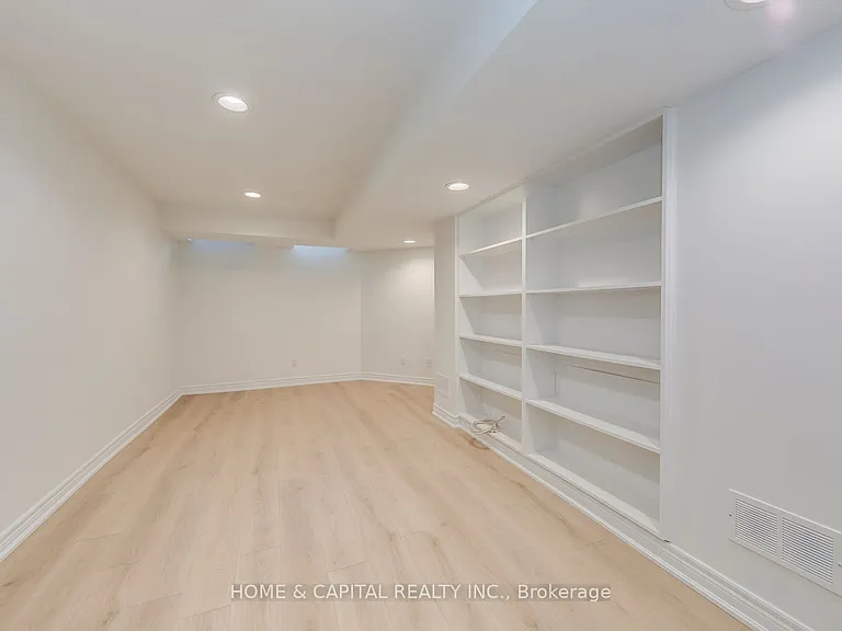 1210 Leewood Dr — Photo 37