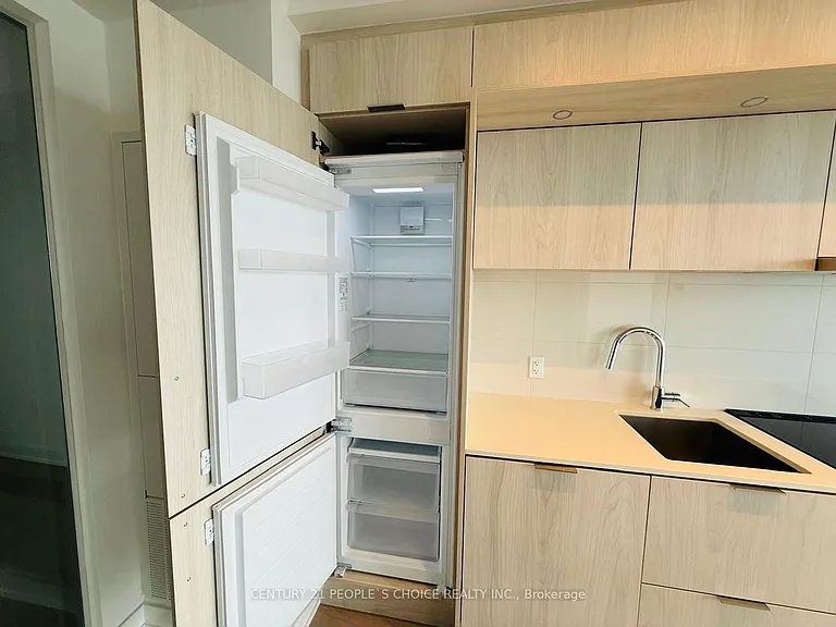 448 Burnhamthorpe Rd W #4401 — Photo 9