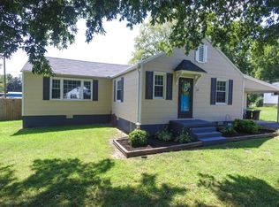 122 Woodmont Cir, Clinton, TN 37716