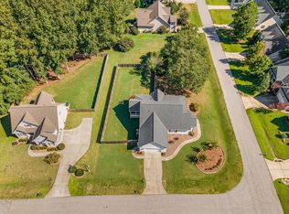 1209 Autumn Grove Ct, Fuquay Varina, NC 27526