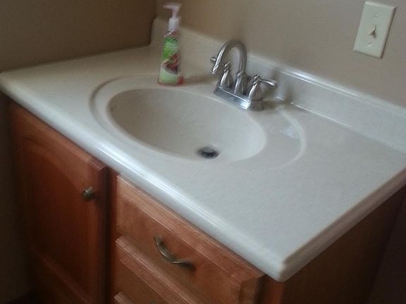 Downstairs full bathroom