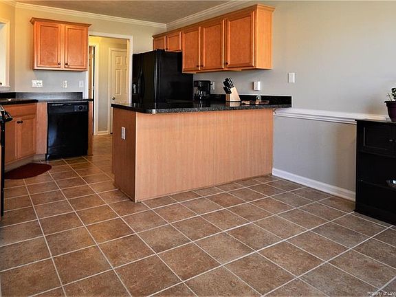 5th image of 5938 Lillytrotter Dr
