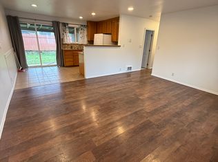 2823 NE 7th St #2823, Renton, WA 98056