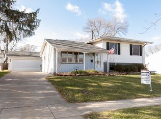 440 W Post Rd NW, Cedar Rapids, IA 52405
