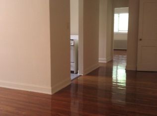 100 Schuyler Rd APT 302, Silver Spring, MD 20901