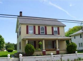 5860 Sullivan Trl, Nazareth, PA 18064
