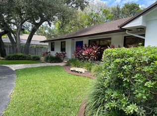 16745 SW 74th Ave, Palmetto Bay, FL 33157