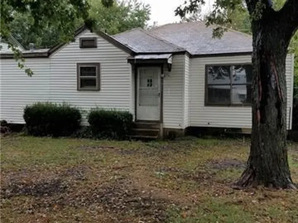 5011 S 34th Ave W, Tulsa, OK 74107