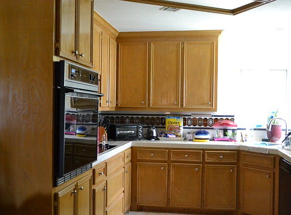 3rd image of 608 Kiwi Ave #11