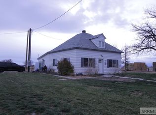 2967 W 2400 N, Arco, ID 83213