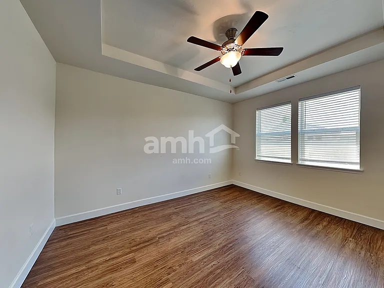 1519 S Horton St — Photo 12