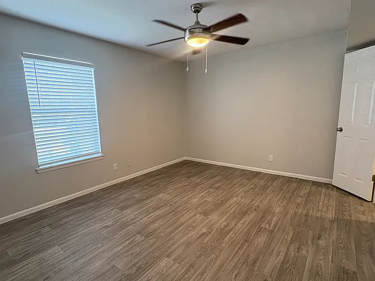 1543 Babcock Rd — Photo 36