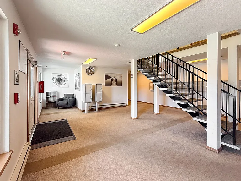 Casa Grande Apartments — Photo 4