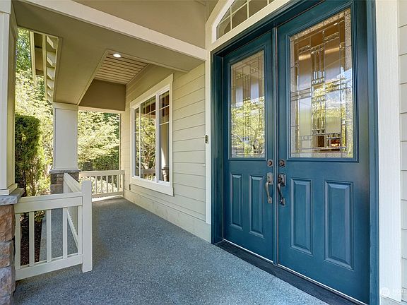 3rd image of 12016 176th Avenue NE