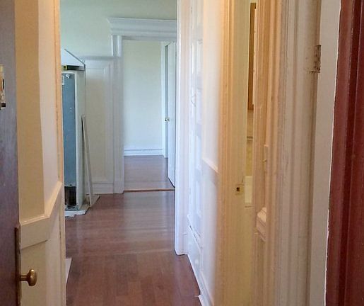 4th image of 169 Howard Ave