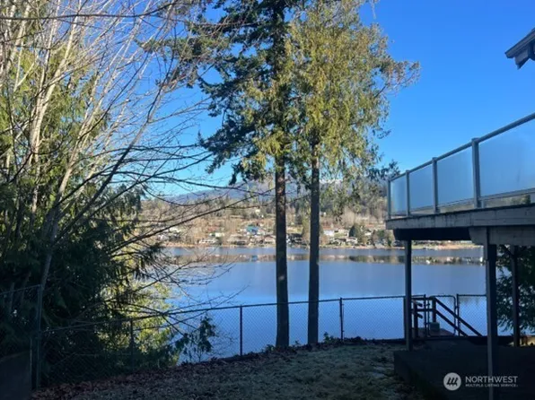 18785 W Big Lake Boulevard, Sedro Woolley, WA 98274