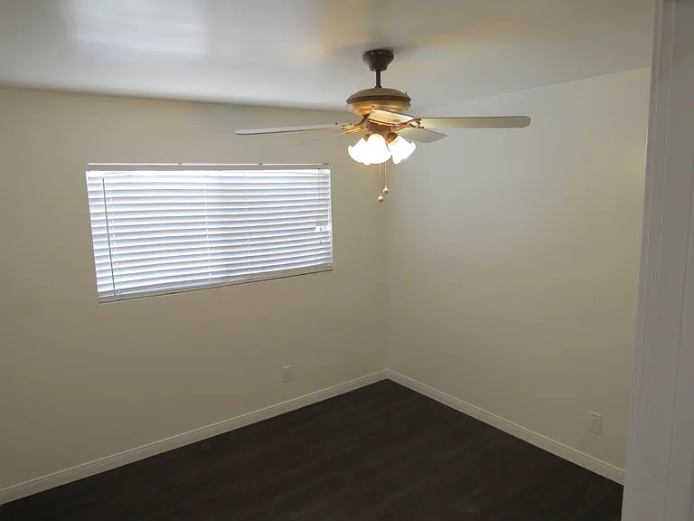 1815 Morrison St — Photo 12