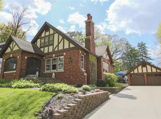 194 Graceline Blvd, Waterloo, IA 50701