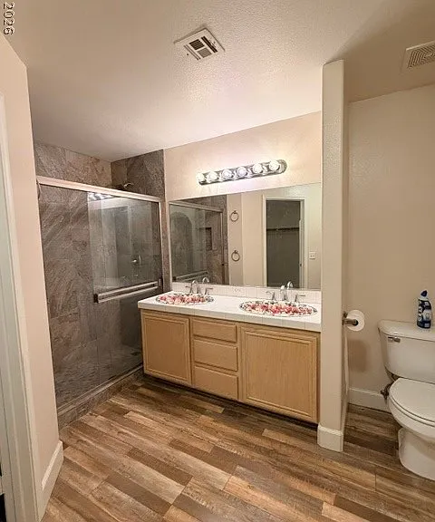 100 Harbor View Dr #0 — Photo 11