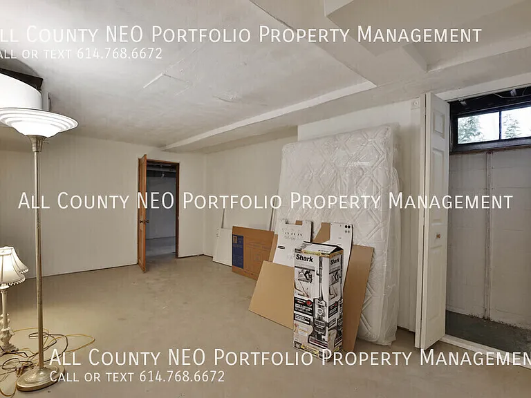 148 S Kellner Rd — Photo 30