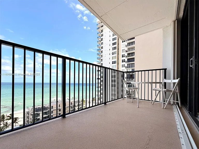 2101 S Ocean Dr #1402 — Photo 3