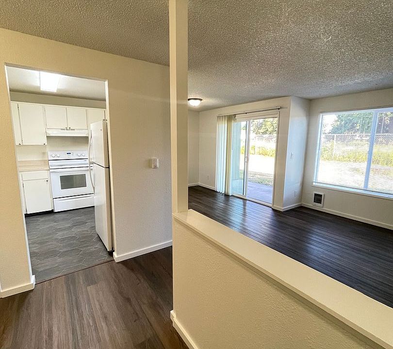 1st image of 404 27th St SE #19-5