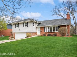 42 W Rand Rd, Villa Park, IL 60181