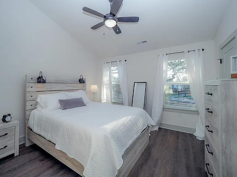 617 Berry Rd #A — Photo 11