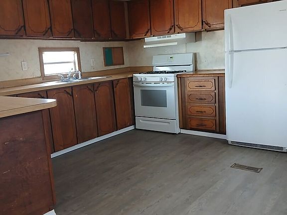 3rd image of 22623 E 775th Rd #2