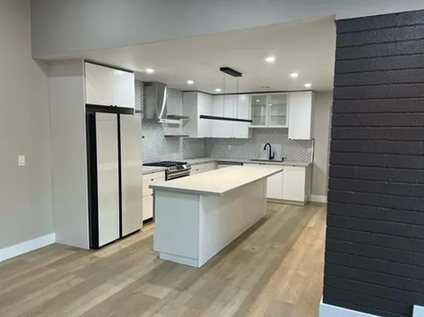 (undisclosed Address), Phoenix, AZ 85016