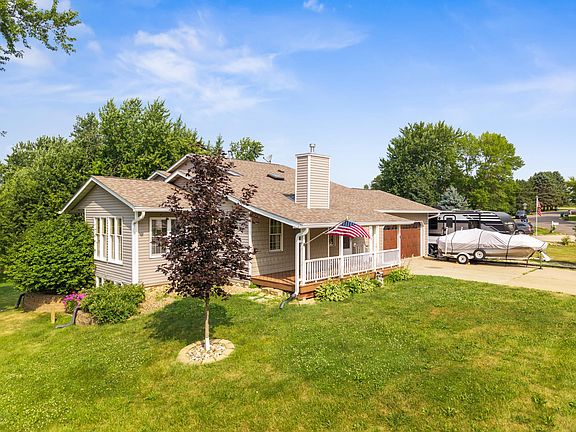4th image of 4038 Wells Lake Way