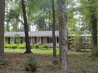 130 Nottingham Cir, Lawrenceville, GA 30046