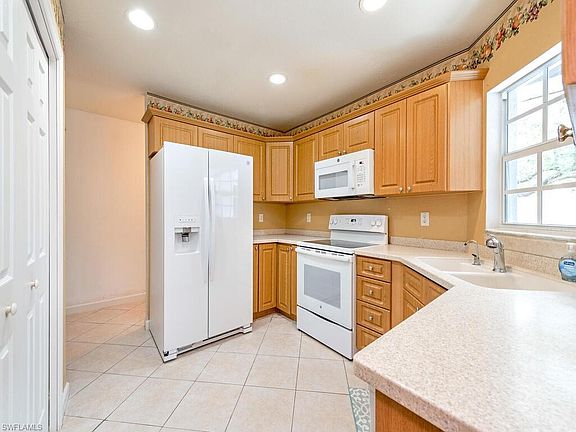 5th image of 1860 Della DR