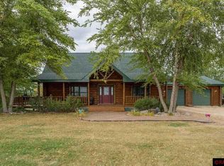 62999 174th St, Janesville, MN 56048